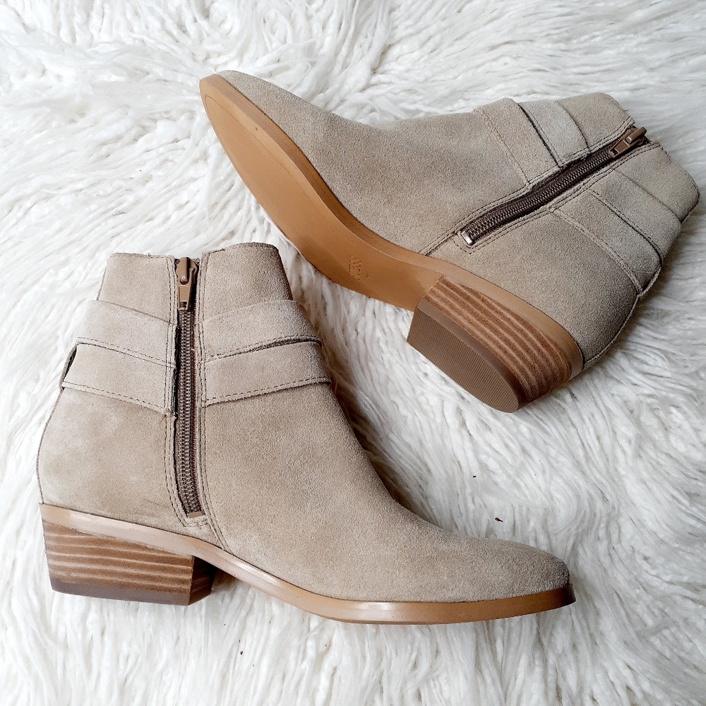 NEW GUESS Women's Camrin Suede Booties - Picture 4 of 13